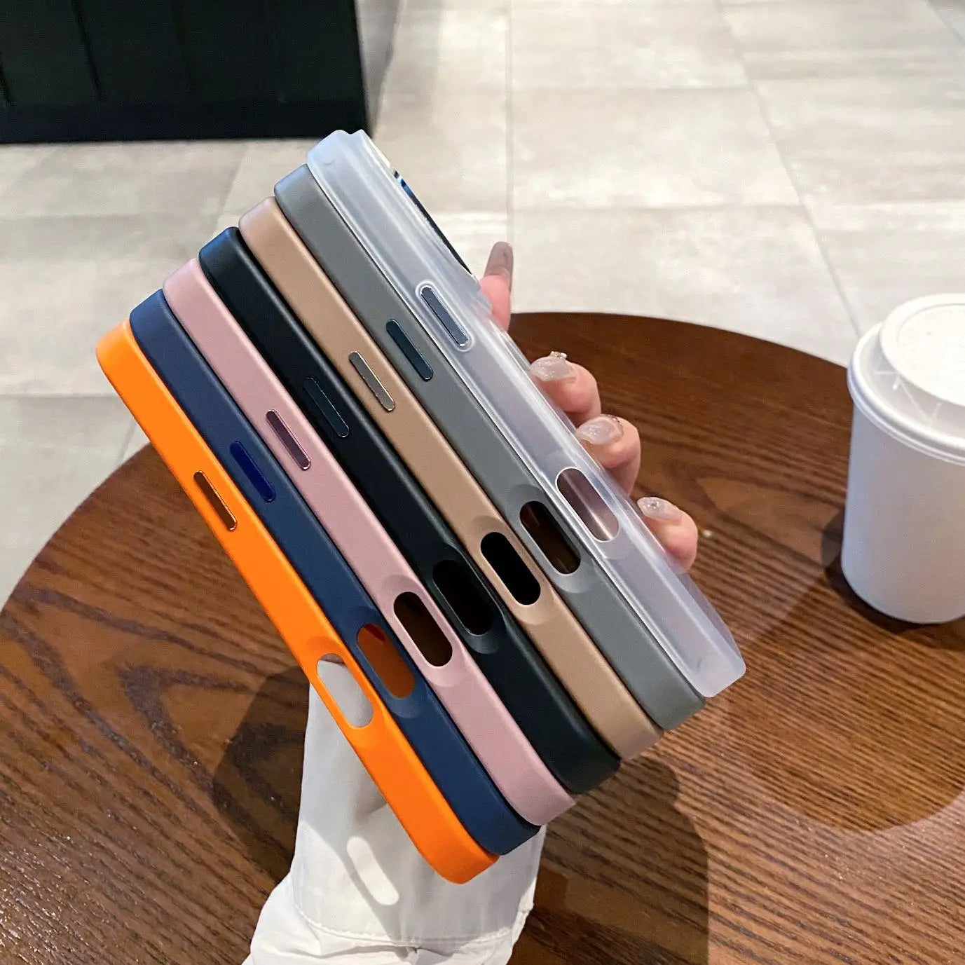 Funda 7 Colores Magnética iPhone MagSafe - Protección Anticaída Antideslizante